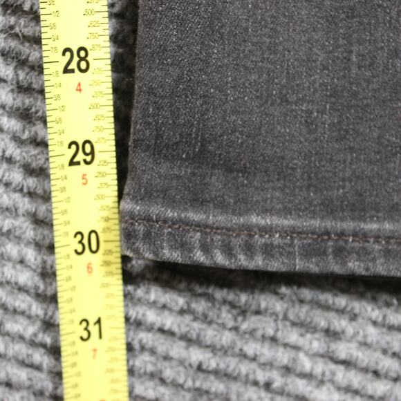 Levi’s Classic Mid Rise Skinny Womens 31x30 Charcoal Gray Stretch - Picture 9 of 10
